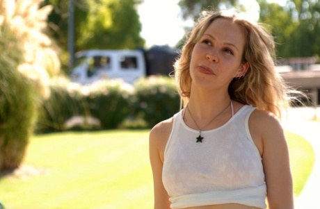 Fiona Luv hübsche erotische archiv